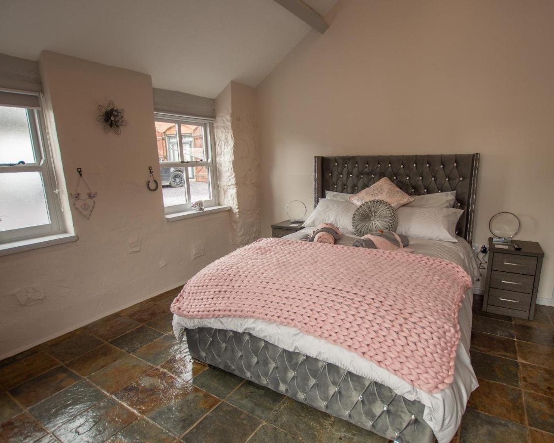 Dwylig Isa Holiday Cottages Rhuddlan Экстерьер фото