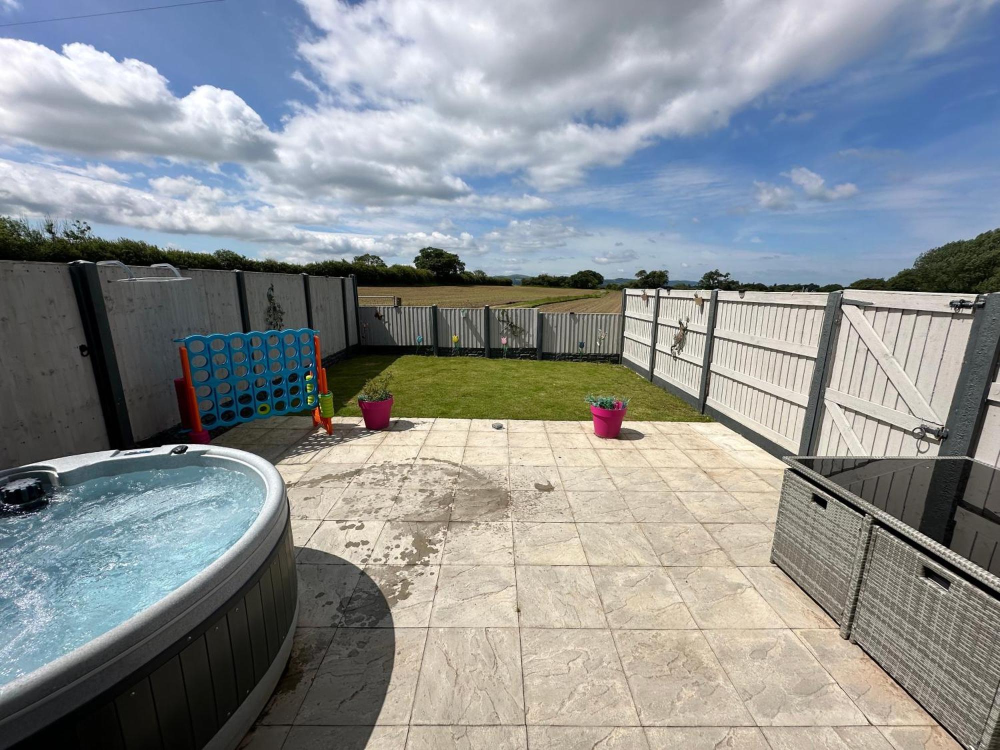 Dwylig Isa Holiday Cottages Rhuddlan Экстерьер фото