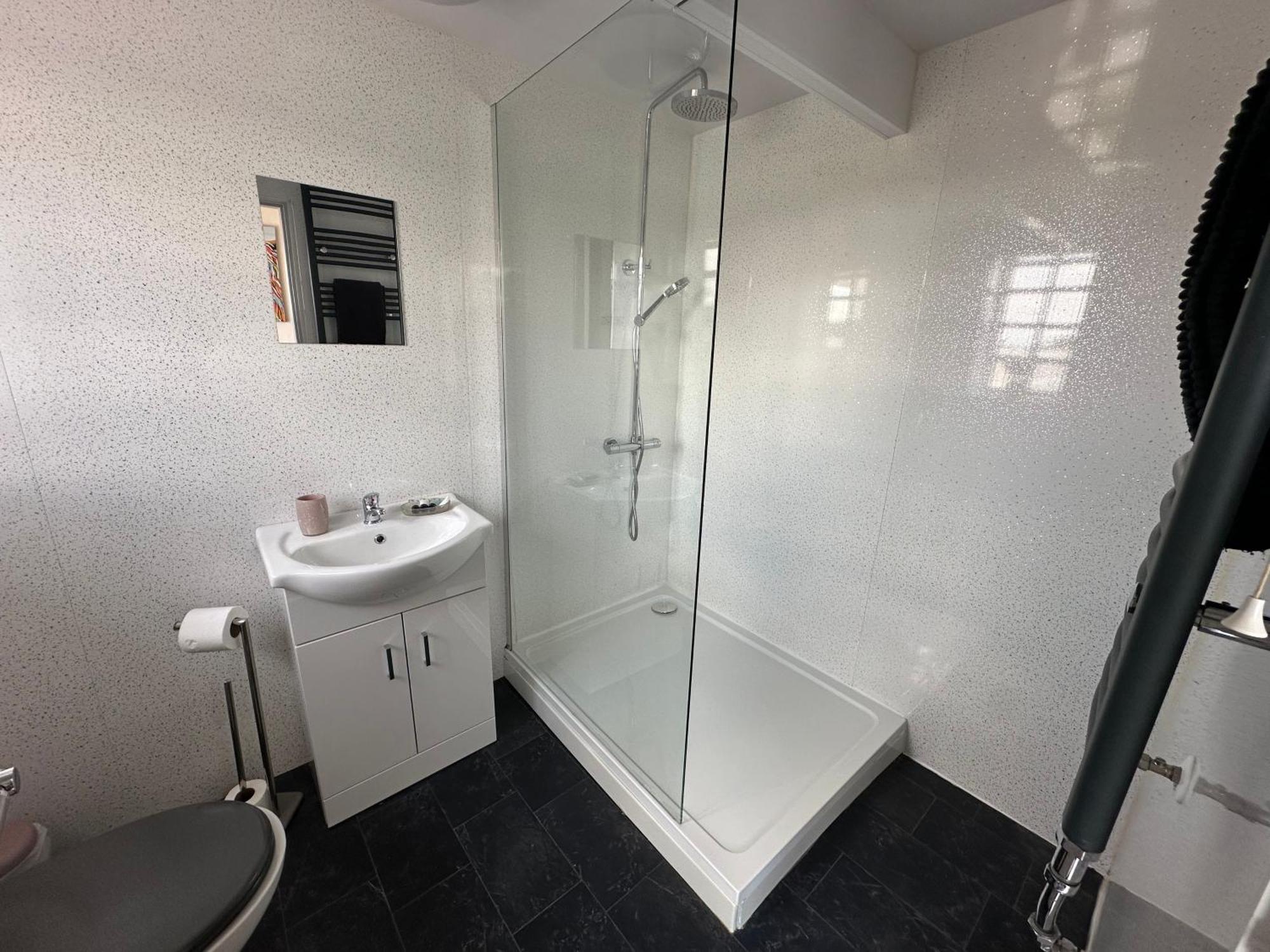 Dwylig Isa Holiday Cottages Rhuddlan Экстерьер фото