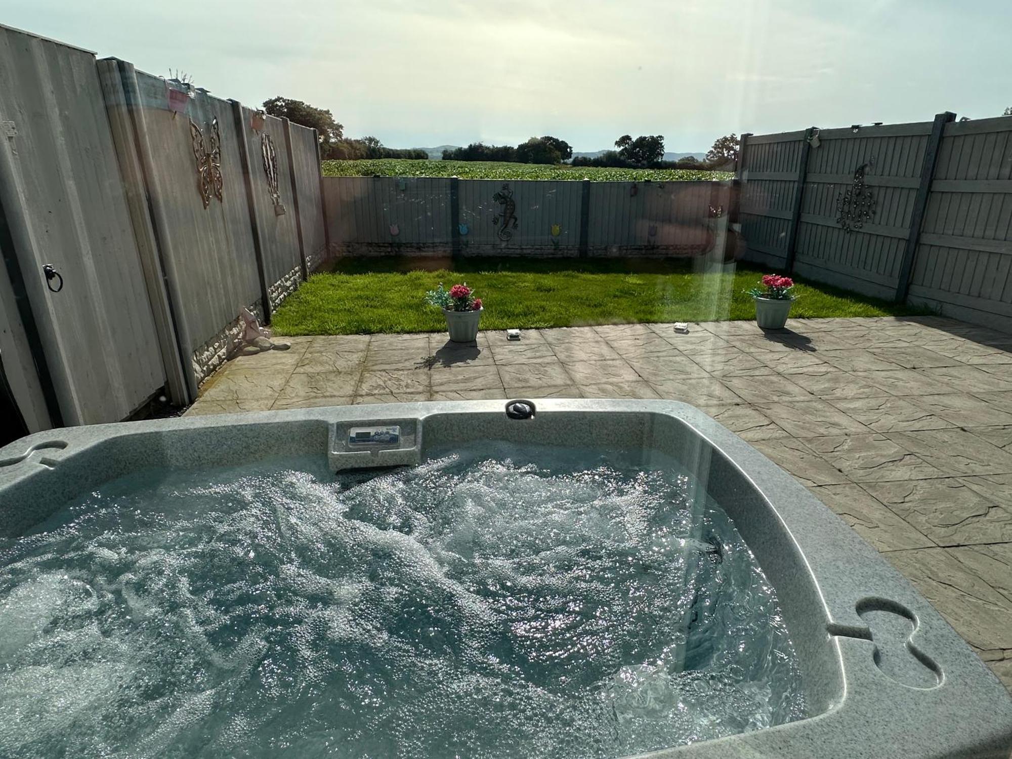 Dwylig Isa Holiday Cottages Rhuddlan Экстерьер фото